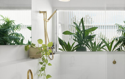 Plocka in växter i badrummet – expertens 13 bästa tips