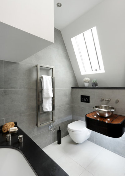 Contemporary Bathroom by CUBIC Studios Limited