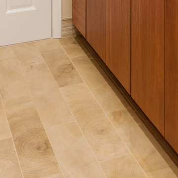 Hardwood floor plank tiling