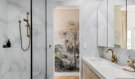 Best of the Week: 22 Modern Showers to Inspire