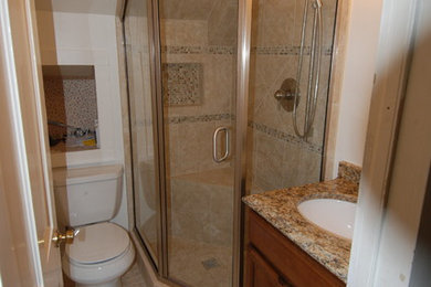 ワシントンD.C.にあるカントリー風のおしゃれな浴室の写真
