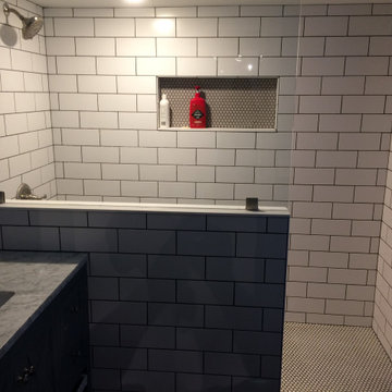 Hidebrandt Bathroom