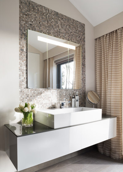 Contemporaneo Stanza da Bagno by Ripples Bathrooms