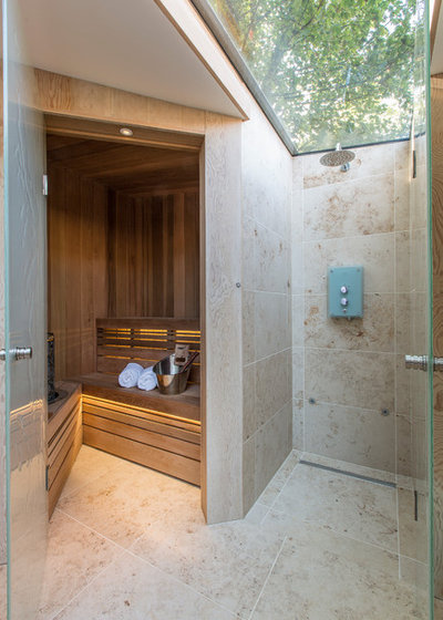 Modern Badezimmer by KSR Interiors