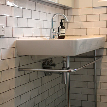 Hip Bathroom Design