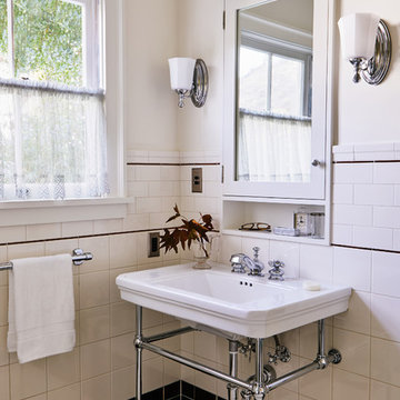 His Master Sink