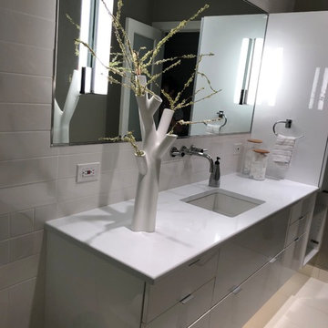 Holley Bathroom