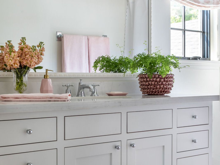 Transitional Bathroom