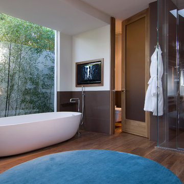 Hopen Place Hollywood Hills luxury home modern primary bathroom with soaking tub