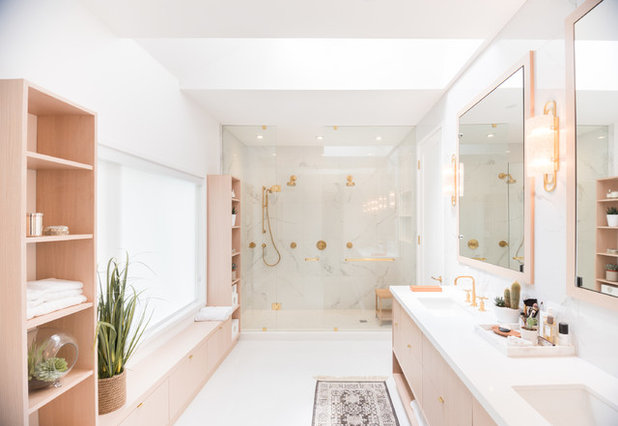 Scandinavian Bathroom by Izen Architecture Inc.