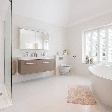 House in the Chilterns Bathroom
