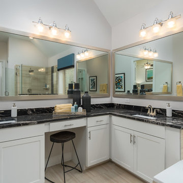 Houston, Texas | Katy Lakes - Premier Juniper Master Bathroom