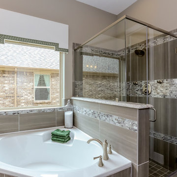 Houston, Texas | Province Village - Premier Magnolia Master Bathroom