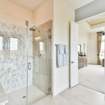 Houston, Texas | Rosehill Reserve - Classic Dartmouth Owner's Bathroom