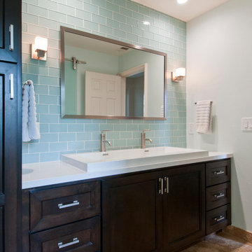 Huntington Beach - 2nd Bathroom