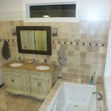 Huntley Spa Bathroom