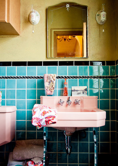 Mediterranean Bathroom by English Heritage Homes of Texas