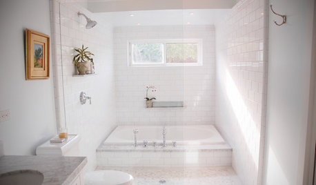 Badeværelse: Derfor skal du placere badekarret i brusekabinen