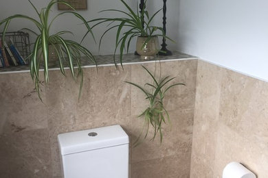 ケントにあるコンテンポラリースタイルのおしゃれな浴室の写真