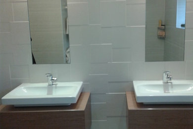 Design ideas for a modern bathroom in Essex.