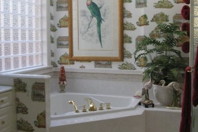 Inspiration for a timeless bathroom remodel in Kansas City