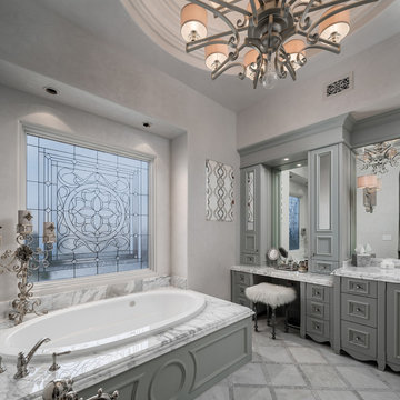 Master Bathroom Bath Tub