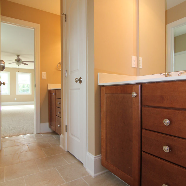 Jack And Jill Bathroom Ideas Photos & Ideas Houzz