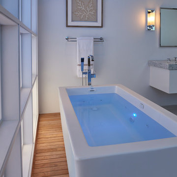 Jacuzzi® Freestanding bathtubs