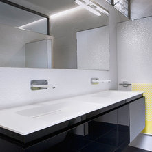 Modern Bathroom by Retreat Design