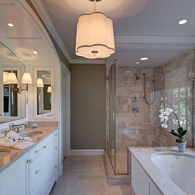 Example of a classic bathroom design in Baltimore with an undermount tub