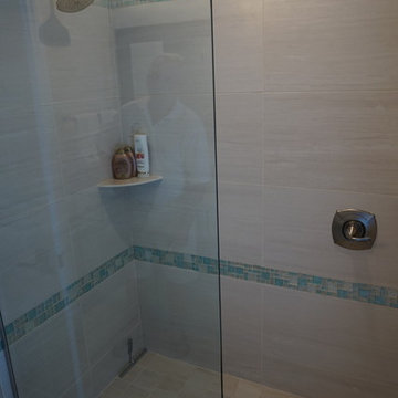 Kelly Pool Bath Shower