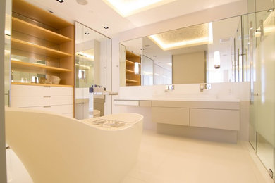 Example of a bathroom design in Miami