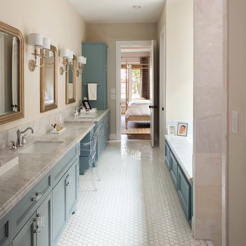 Long Narrow Bathroom - Photos & Ideas | Houzz