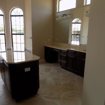 Kitchen and Bathroom in Tampa