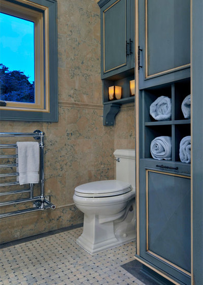Traditional Bathroom by Kitchen Designs by Ken Kelly, Inc. (CKD, CBD, CR)