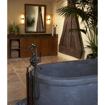 Kukio bathroom