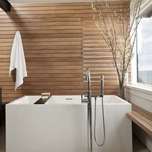 Minimalist bathroom photo in Seattle