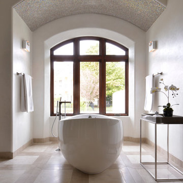 Lakefront Master Suite