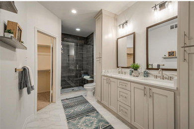 Bathroom - transitional bathroom idea in Dallas
