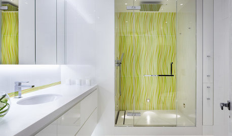 Osez la douche colorée pour donner du peps à votre salle de bains
