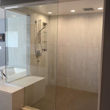 Large Contemporary Master Bath in McLean