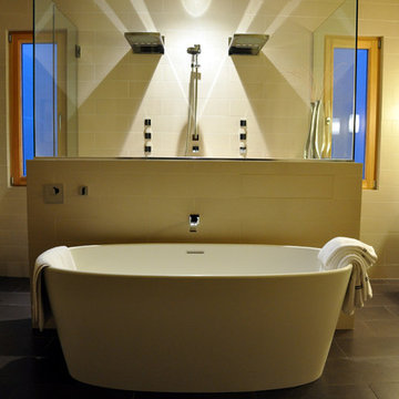 LEED Modern German Eco Panel House