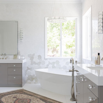 Lincoln Master Bathroom