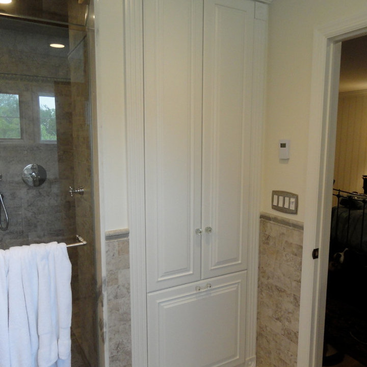 Bathroom Linen Closet Photos & Ideas Houzz