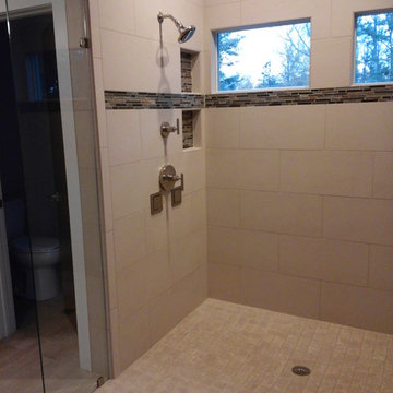 Lingard Contemporary Bathroom