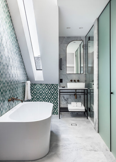 Transitional Bathroom by Space Control Design