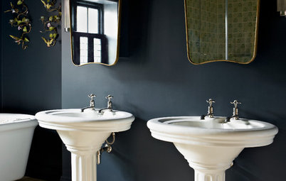 Bathrooms: Why Black, White and Gold Add Up to Bathing Heaven
