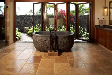 Inspiration for a tropical bathroom remodel in Hawaii