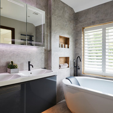 LUXURIOUS ENSUITE BATHROOM IN ESHER