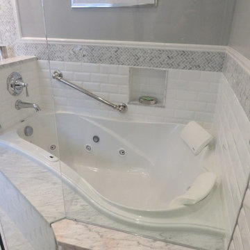 Luxuriously Accessible Master Bath